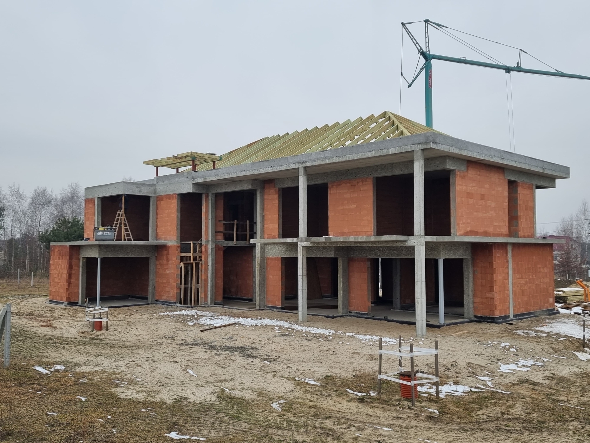 Stan surowy – New-House